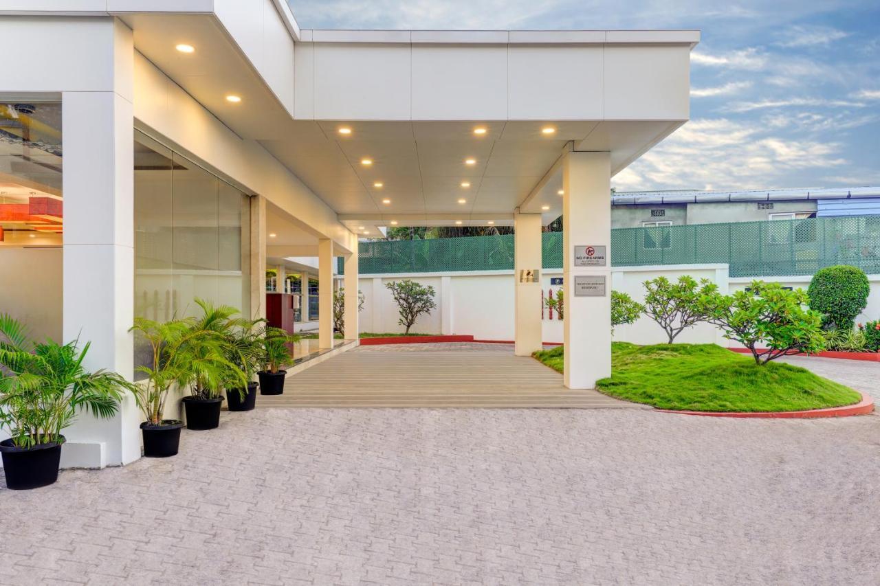 Lemon Tree Hotel, Port Blair Near To Airport Экстерьер фото