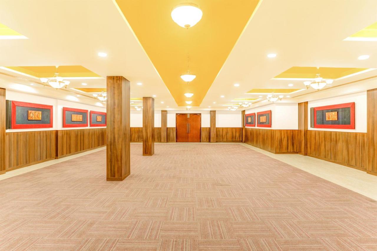 Lemon Tree Hotel, Port Blair Near To Airport Экстерьер фото